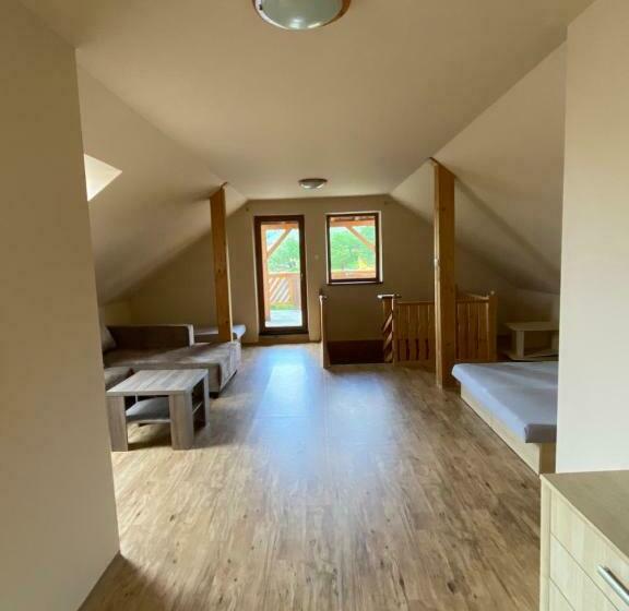 膳宿费 Ubytovanie žaneta