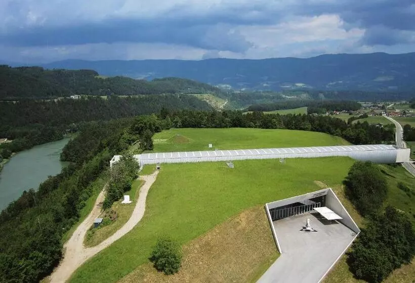 Post Hostel For Youth, Students And Pilgrims