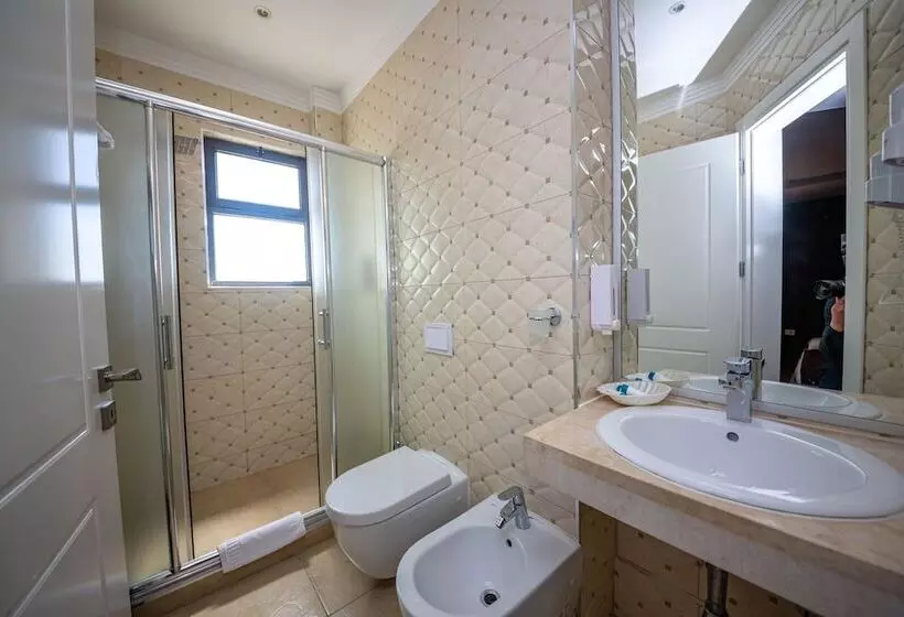 ホテル Apollon Sarande