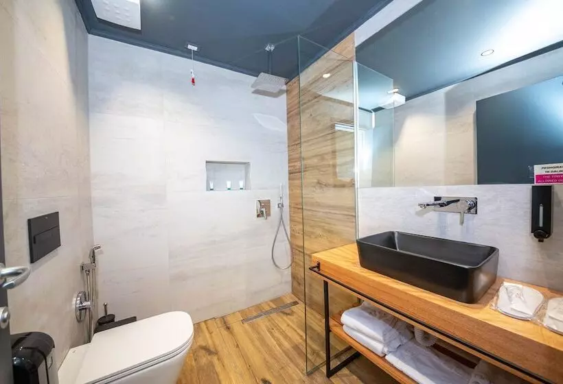 ホテル Apollon Sarande