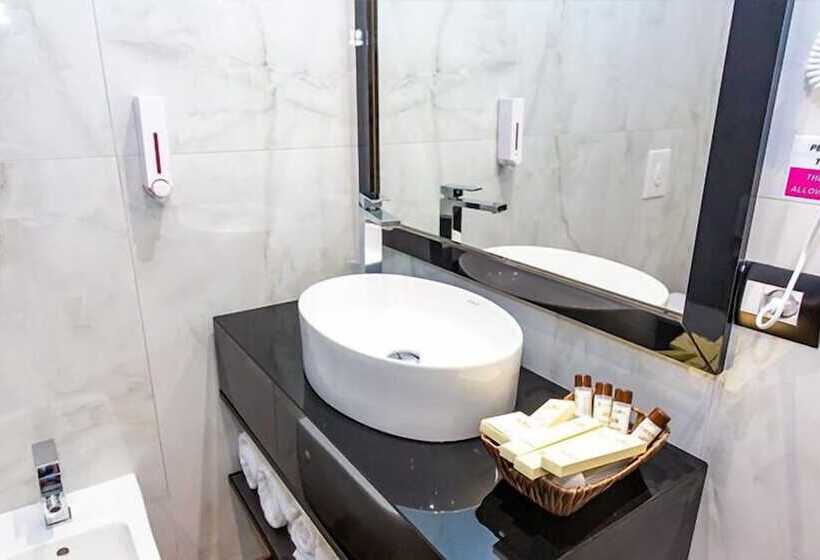 ホテル Apollon Sarande