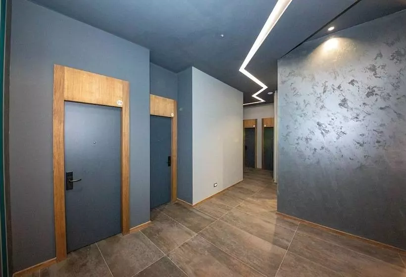 ホテル Apollon Sarande