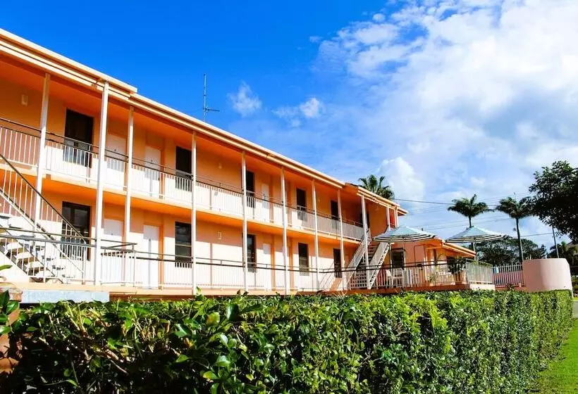 فندق Camden Motor Inn