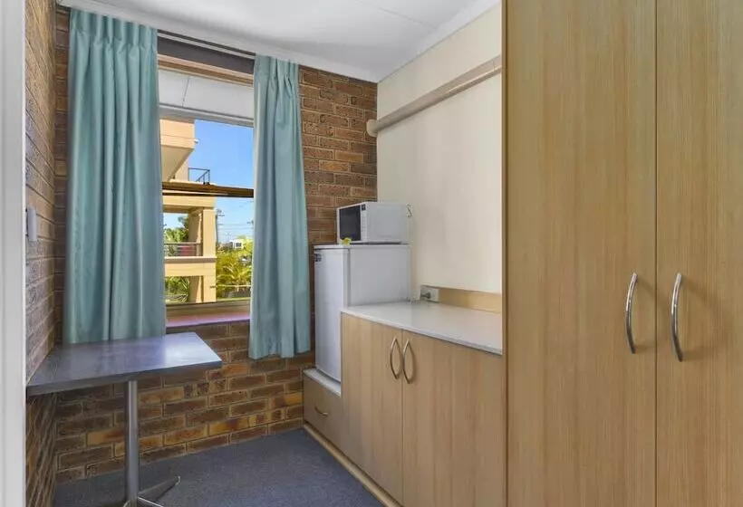 فندق Camden Motor Inn