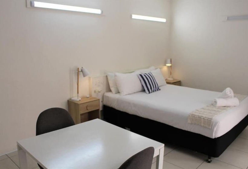 فندق Camden Motor Inn