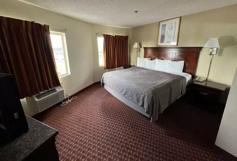 Hotelli Days Inn & Suites By Wyndham Rancho Cordova