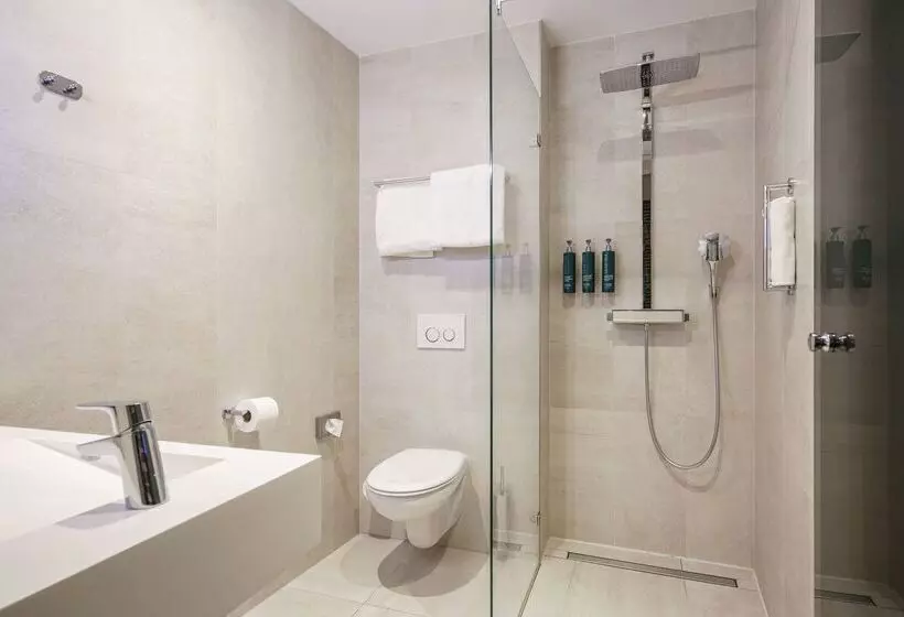 Doubletree By Hilton Hotel Amsterdam Ndsm Wharf