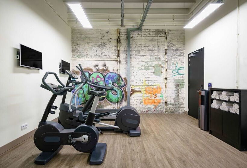 Doubletree By Hilton Hotel Amsterdam   Ndsm Wharf