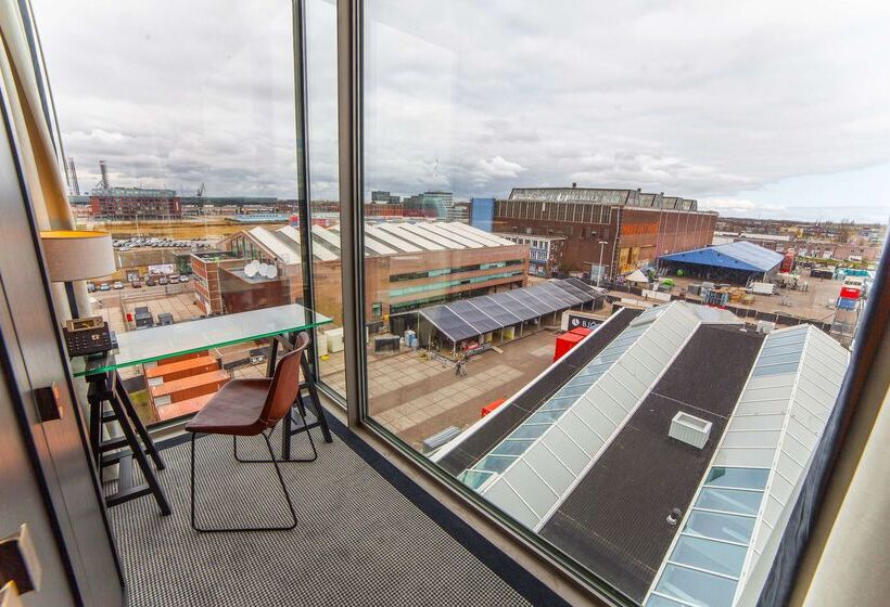 Doubletree By Hilton Hotel Amsterdam   Ndsm Wharf
