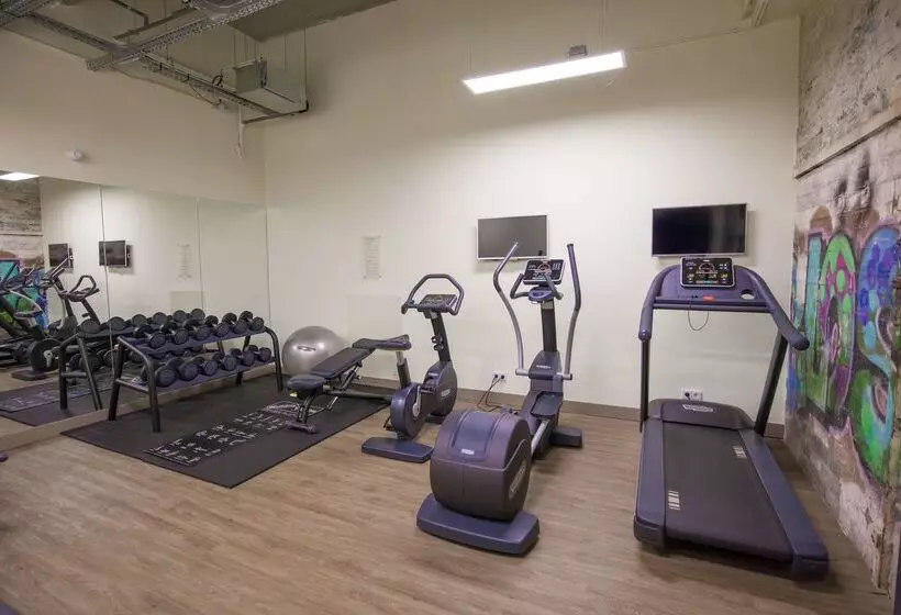 Doubletree By Hilton Hotel Amsterdam Ndsm Wharf