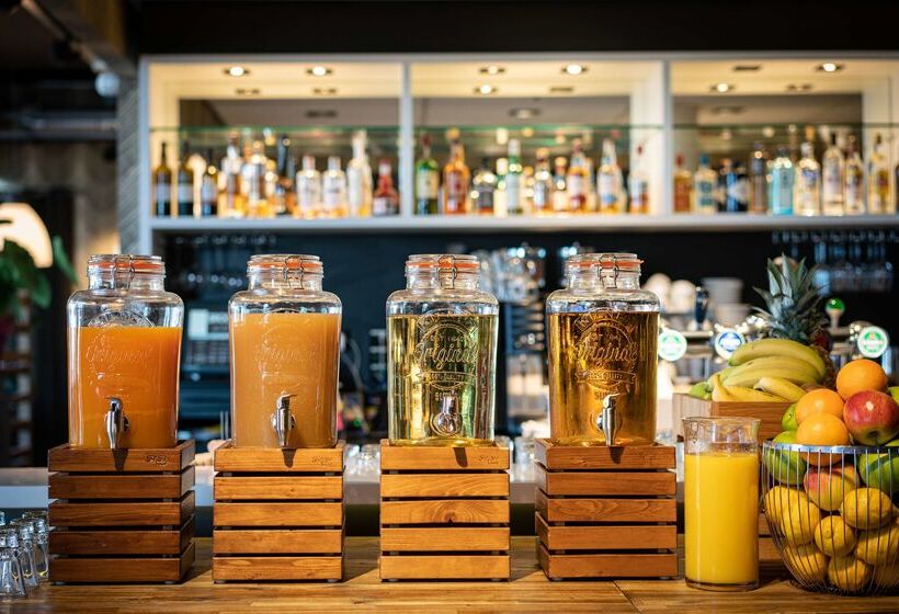 Doubletree By Hilton Hotel Amsterdam   Ndsm Wharf