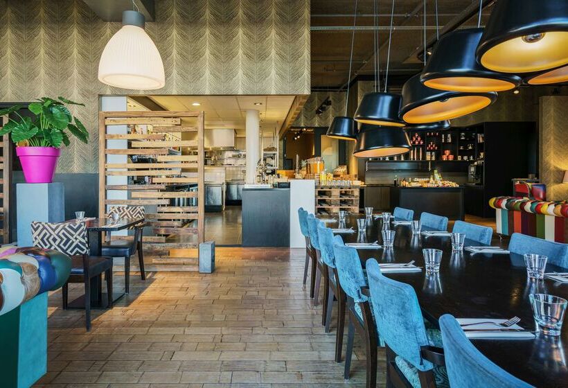 Doubletree By Hilton Hotel Amsterdam   Ndsm Wharf