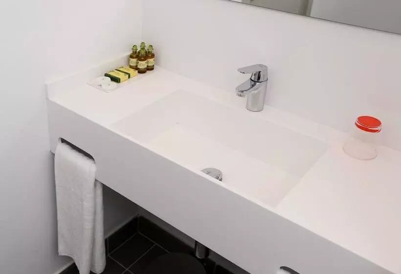 هتل Droushia Heights