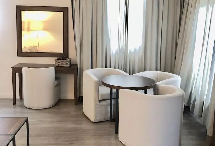 هتل Droushia Heights