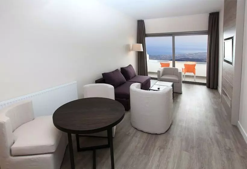 هتل Droushia Heights