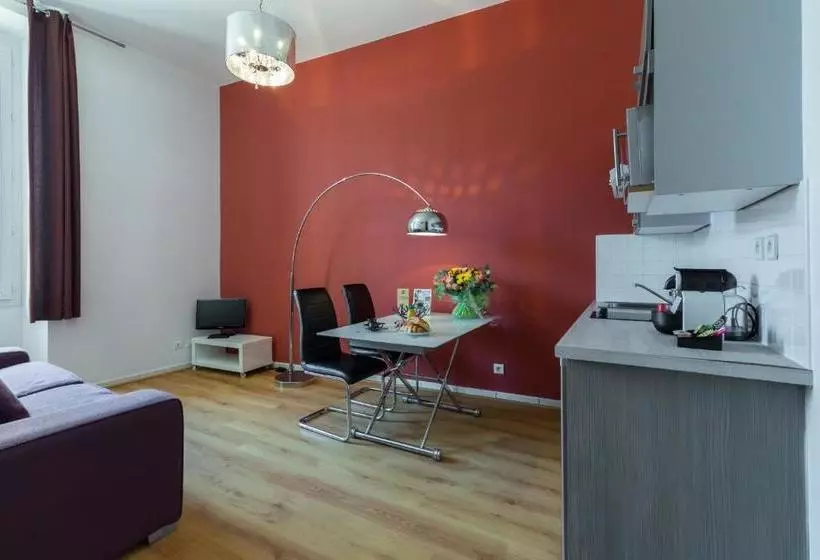 호텔 Florella Marceau Residence