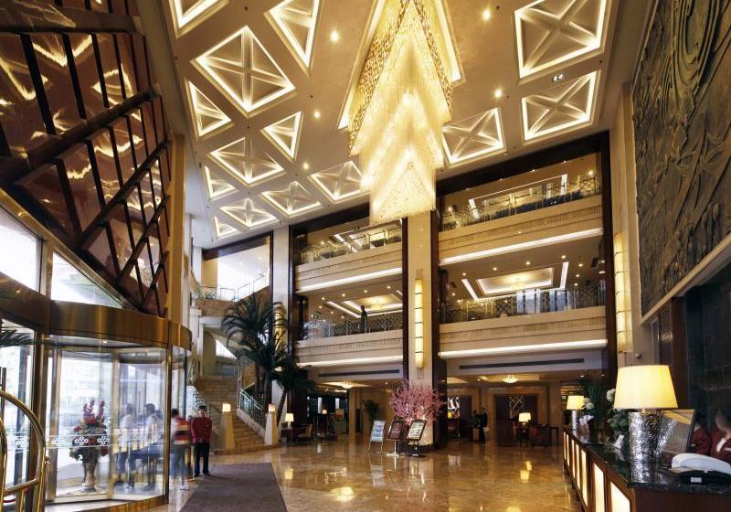 فندق Golden Rich