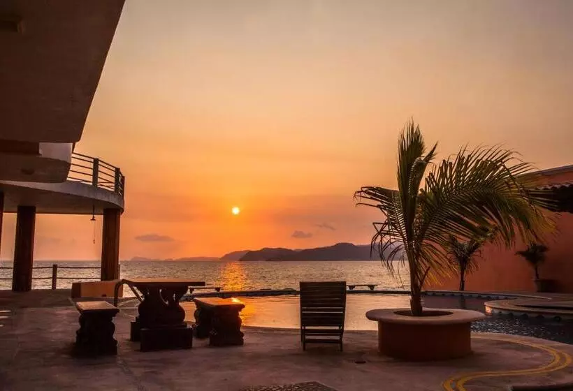 בית מלון כפרי The Alondra