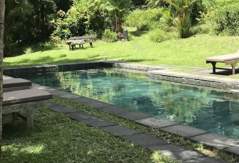 هتل Lakaz Chamarel Exclusive Lodge