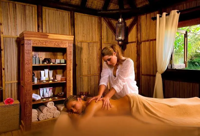 هتل Lakaz Chamarel Exclusive Lodge