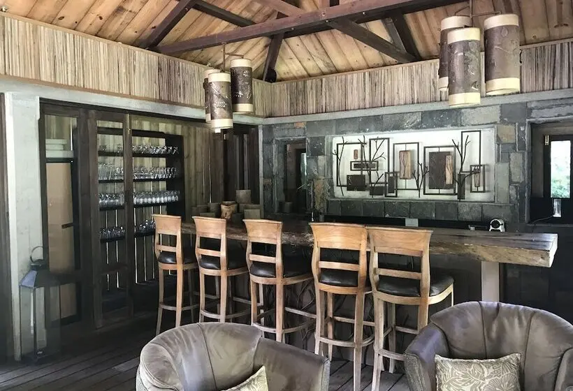 هتل Lakaz Chamarel Exclusive Lodge