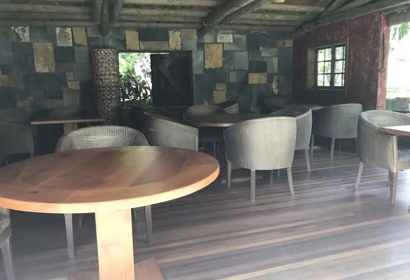 هتل Lakaz Chamarel Exclusive Lodge