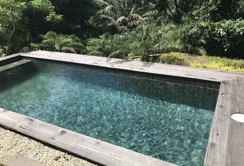 هتل Lakaz Chamarel Exclusive Lodge