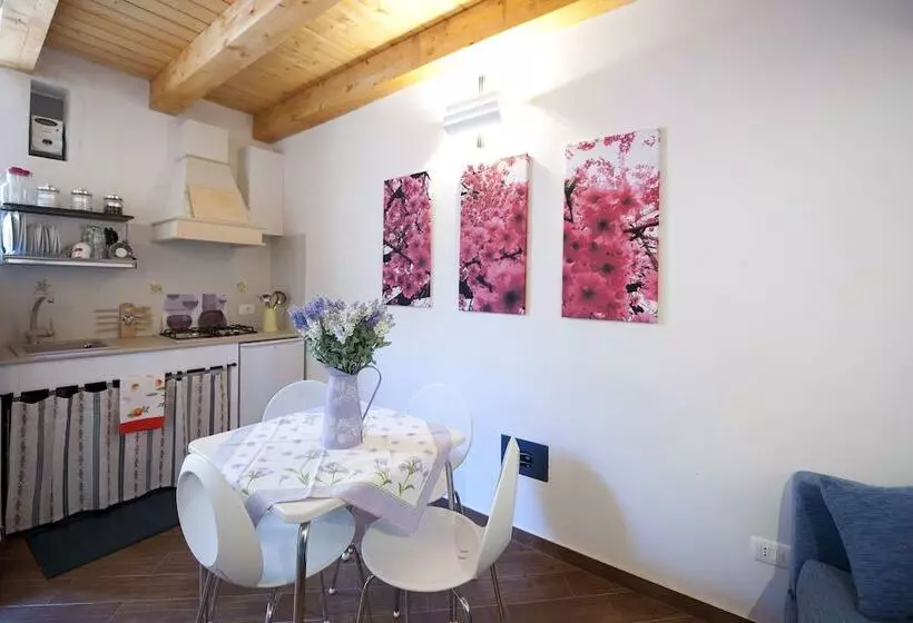 فندق Le Case Dello Zodiaco Albergo Diffuso