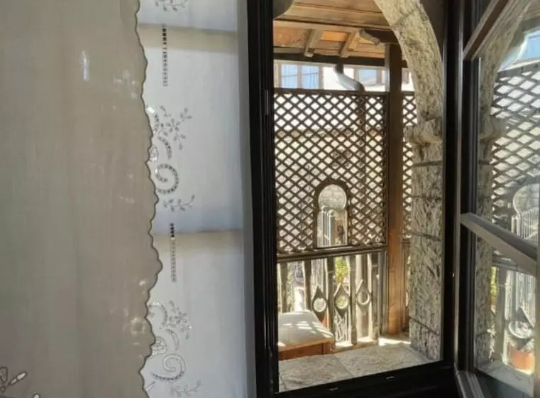 בית מלון כפרי Mangalemi