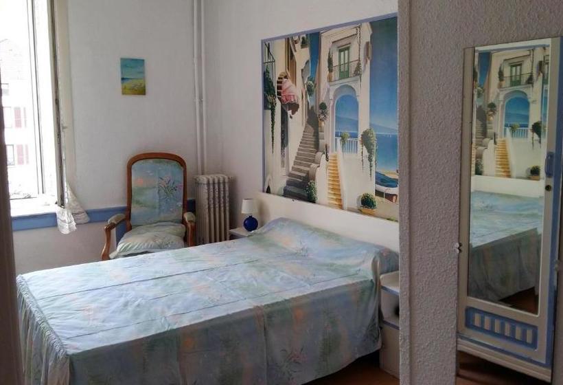 בית מלון כפרי Hôtel Des Xii Apôtres & De La Clé Des Champs