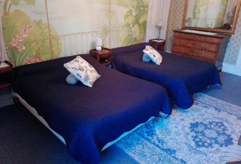 בית מלון כפרי Hôtel Des Xii Apôtres & De La Clé Des Champs