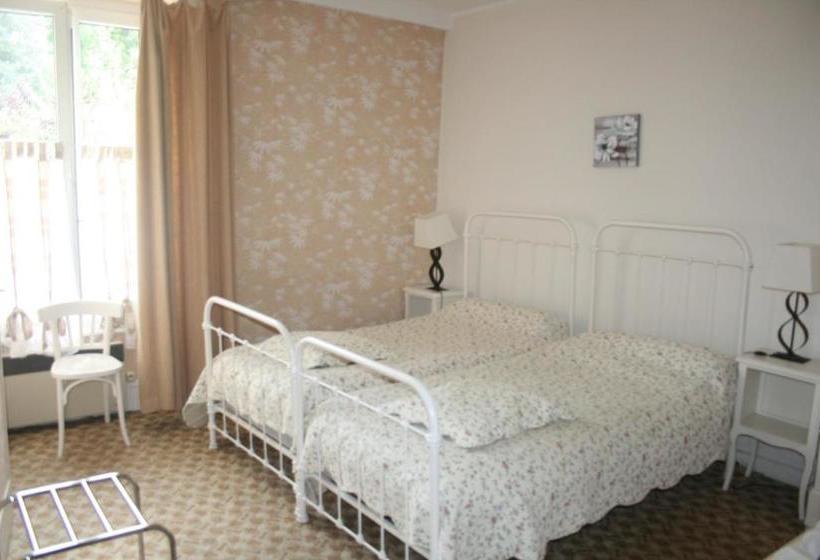 בית מלון כפרי Hôtel Des Xii Apôtres & De La Clé Des Champs