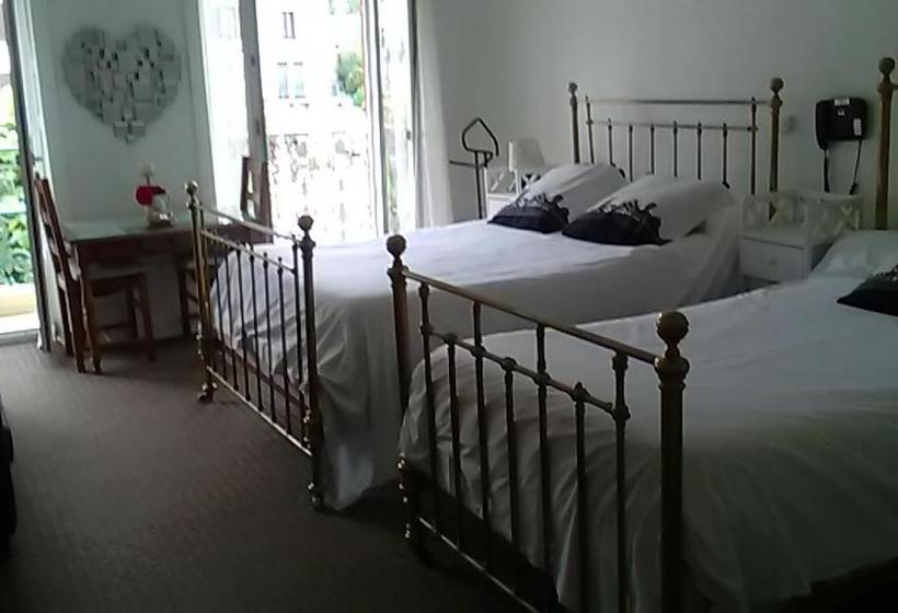 בית מלון כפרי Hôtel Des Xii Apôtres & De La Clé Des Champs