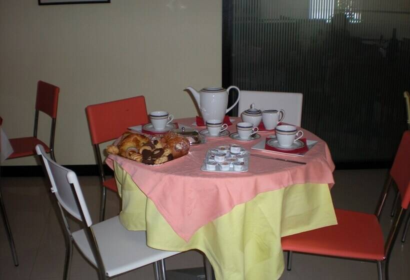 בית מלון כפרי Santa Lucia