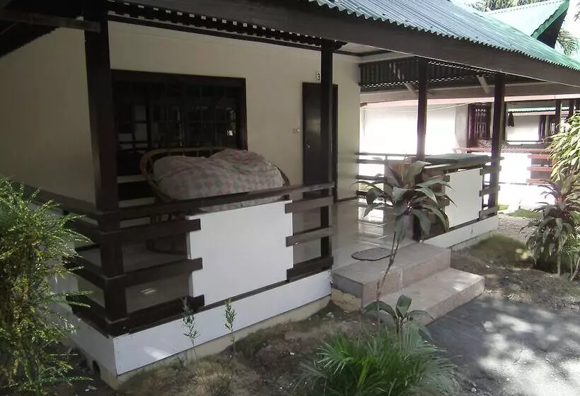 Otel Seashore Beach Resort