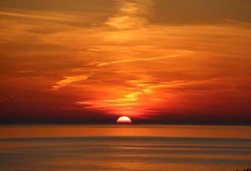 Sebastians Family Hotel & Taverna