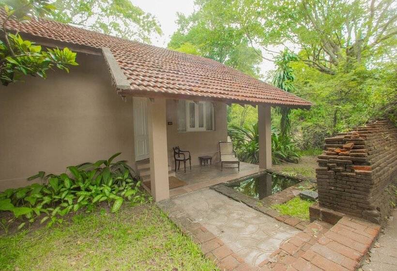 فندق Sigiriya Village