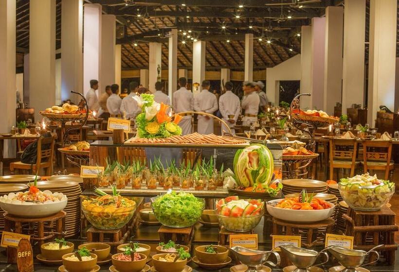 فندق Sigiriya Village