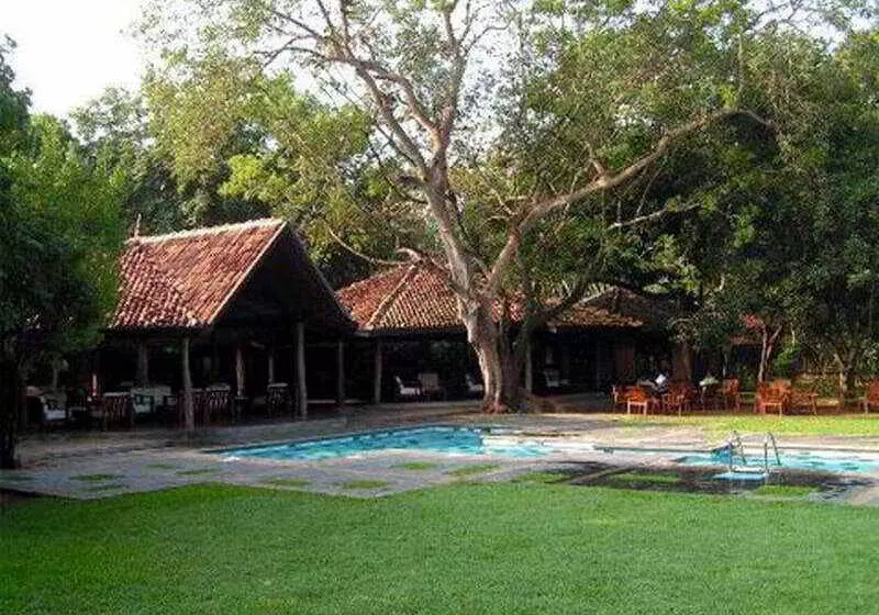 Hotel Sigiriya Village
