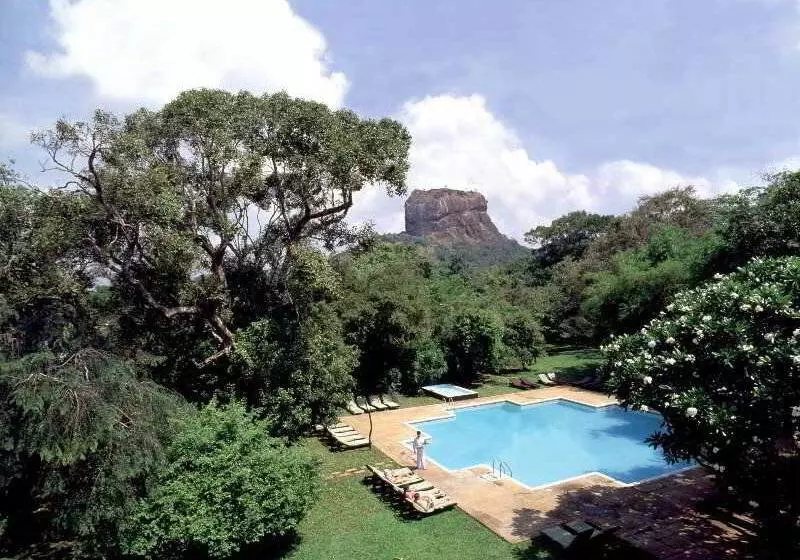 Hotel Sigiriya Village