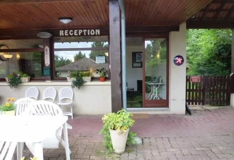 هتل The Originals Access, Hôtel La Dousseine, Dreux Nord