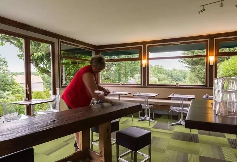 هتل The Originals Access, Hôtel La Dousseine, Dreux Nord