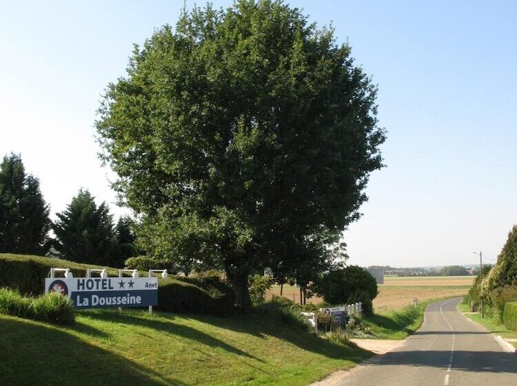 هتل The Originals Access, Hôtel La Dousseine, Dreux Nord