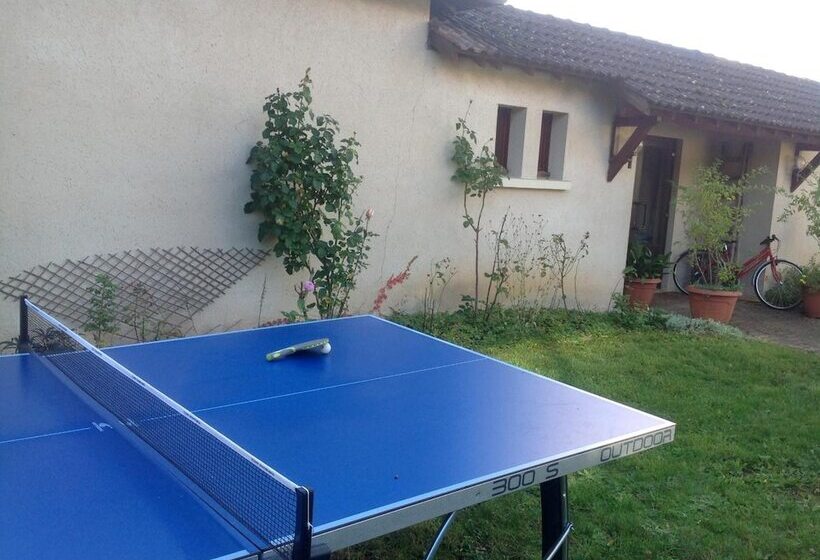 هتل The Originals Access, Hôtel La Dousseine, Dreux Nord