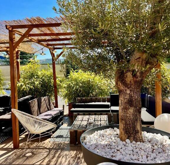 فندق The Originals Boutique, Hôtel Le Cap, Gap Sud