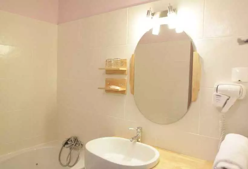 Отель Urban Style, Hôtel Le Cheval Noir, Saint étienne