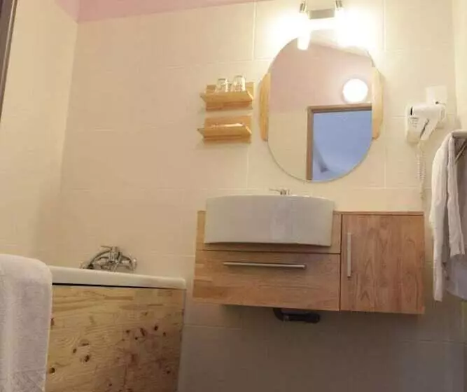 Отель Urban Style, Hôtel Le Cheval Noir, Saint étienne