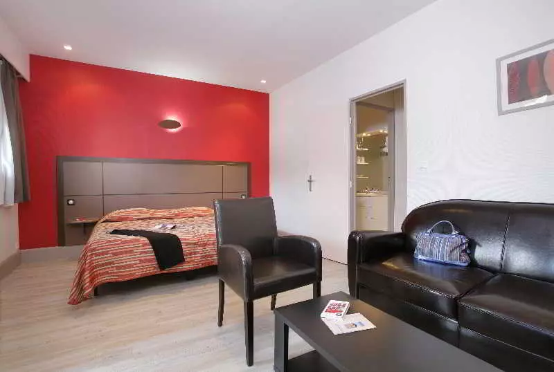 Interhotel Le Moulin Rouge