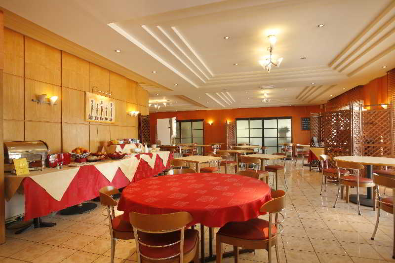 Interhotel Le Moulin Rouge