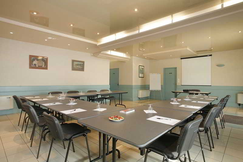 Interhotel Le Moulin Rouge